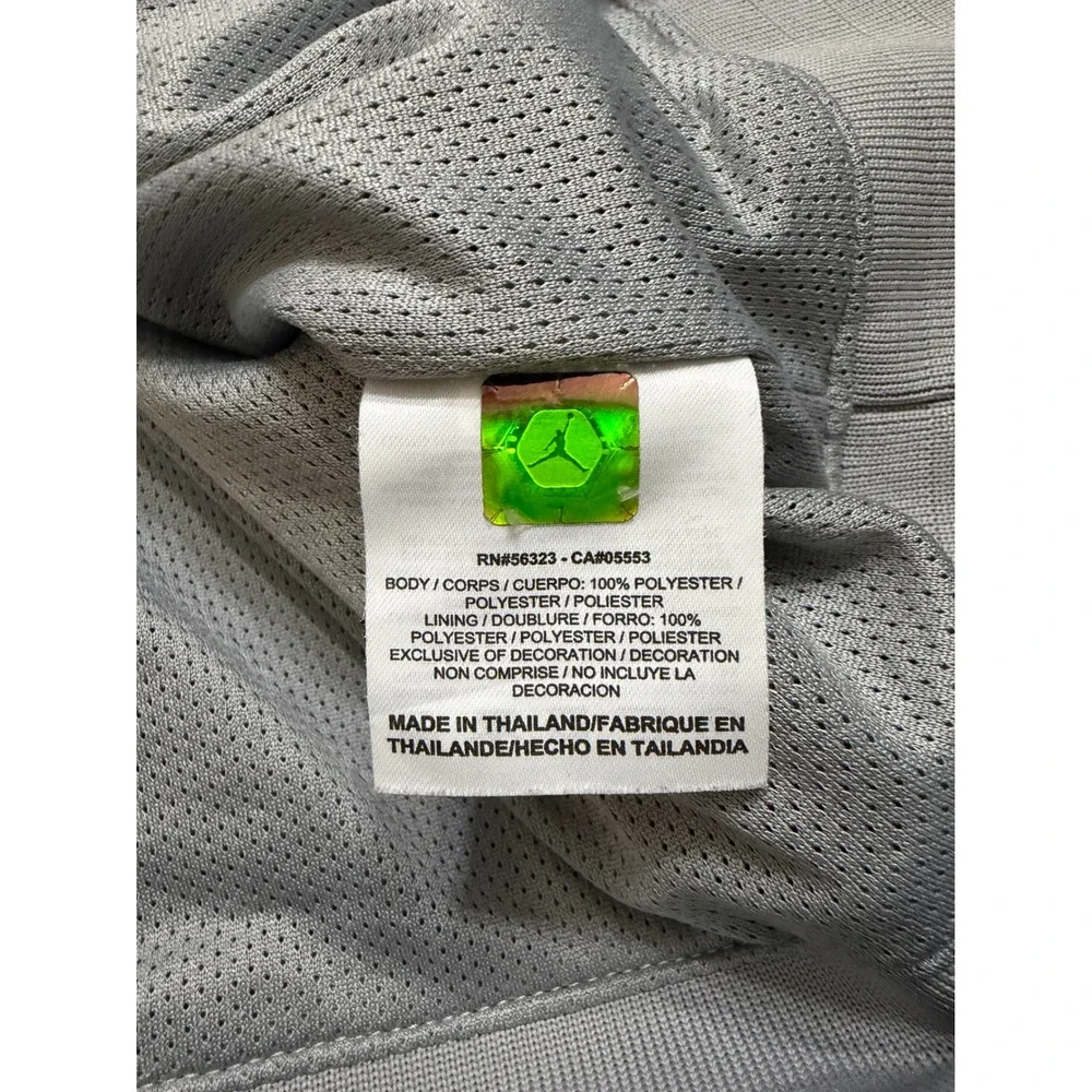 Jordan layer grey logo